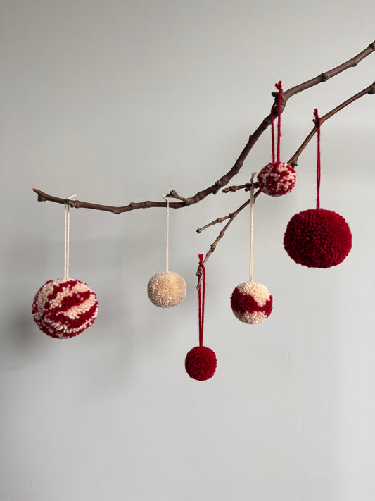 Wool Baubles Cranberry & Beige